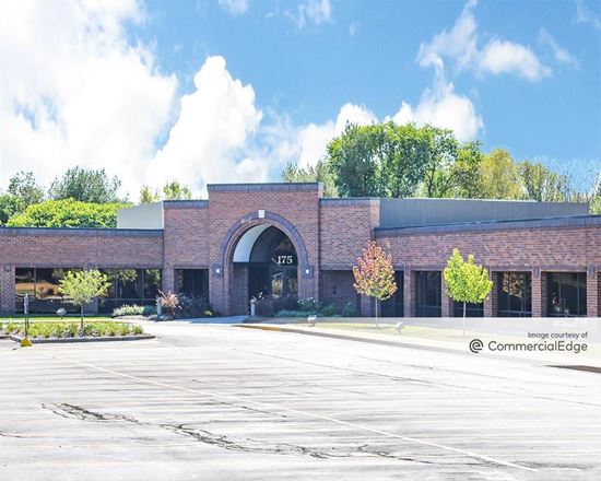 Brookfield Lakes Corporate Center - 175 North Patrick Blvd