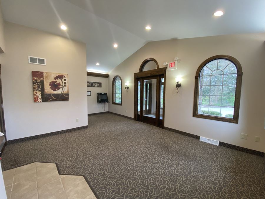Office | Medical for Sale or Lease in Dexter