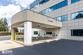 For Lease: Retail Bank Branch and Professional/Medical Office Suites