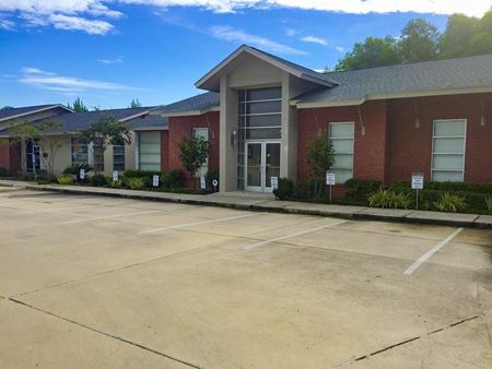 Commercial space for Sale at 621 River Highlands Blvd  in Covington