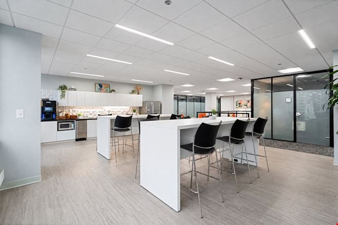 Carr Workplaces - The Loop