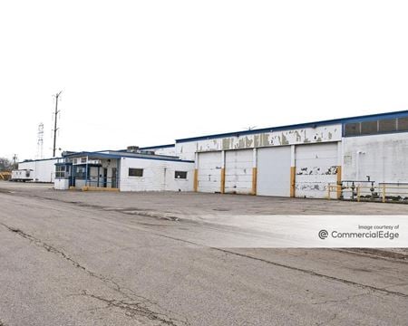 Industrial space for Rent at 3145 Central Avenue in Waukegan