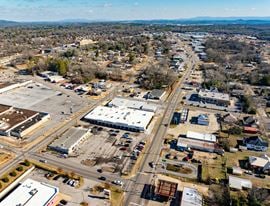 Talladega Plaza | Two Suites Available, ±9,274 Total SF