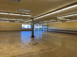 Former Aldi Grocery Store
