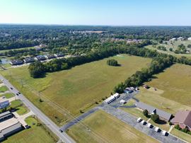 3911 S Caraway Rd