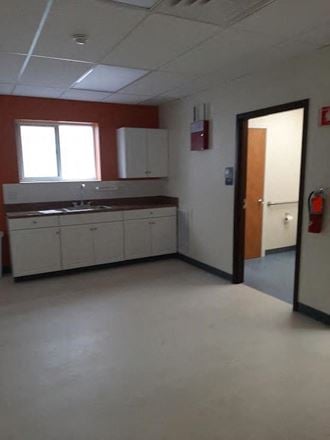 5644 Tec Drive