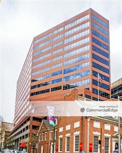 Photo of commercial space at 615 Chestnut Street in Philadelphia