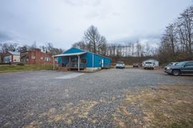 Commercial Building in Abingdon, VA for Sale