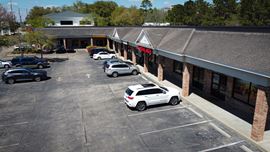 Live Oak Plaza