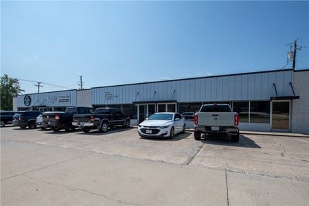 Office space for Sale at 104 N 12th St in Rogers