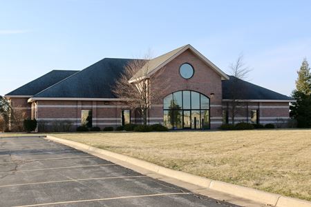 Office space for Sale at 2813 Automotive Centre Drive in Saginaw