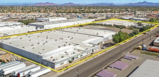 152,298 SF Building for Sale/Lease