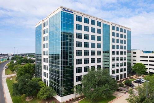 Lucid Private Offices - Austin