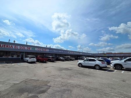 Retail space for Rent at 6035 Bissonnet Street in Houston