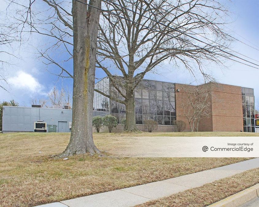 800 Barksdale Road, Newark, DE Office Building