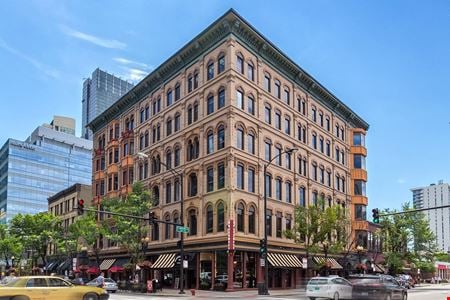 Shared and coworking spaces at 101 West Grand Avenue in Chicago