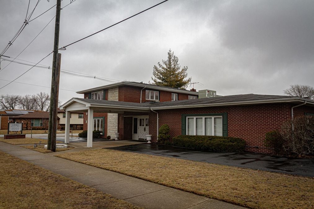 Former Funeral Home on Cottage Grove Ave