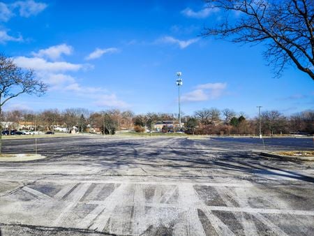 Photo of commercial space at 4951 Indiana Ave in Lisle