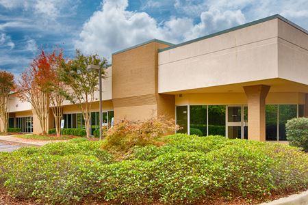 Office space for Rent at 4975 Bradford Drive in Huntsville