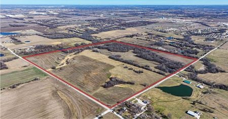 Photo of commercial space at NEC of 191st & S Hedge Ln in Spring Hill