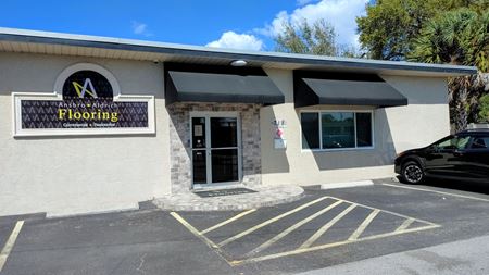 Huge Urban Industrial Flex Space & Retail Showroom! - Bradenton