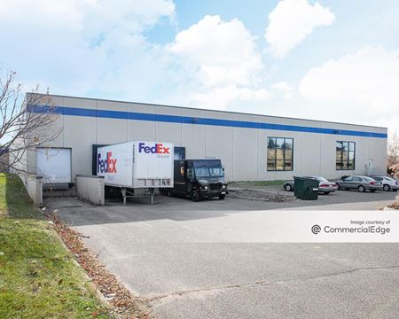 Industrial space for Rent at 1239 Willow Lake Blvd in Vadnais Heights