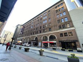 200 Peachtree Street