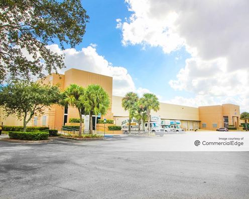 Prologis Park Central - Buildings 600 & 700