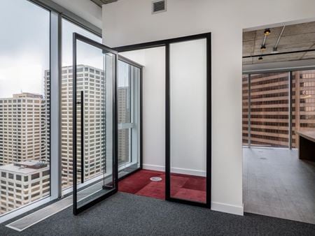 2610    - Show Suite Space Photo Gallery 5