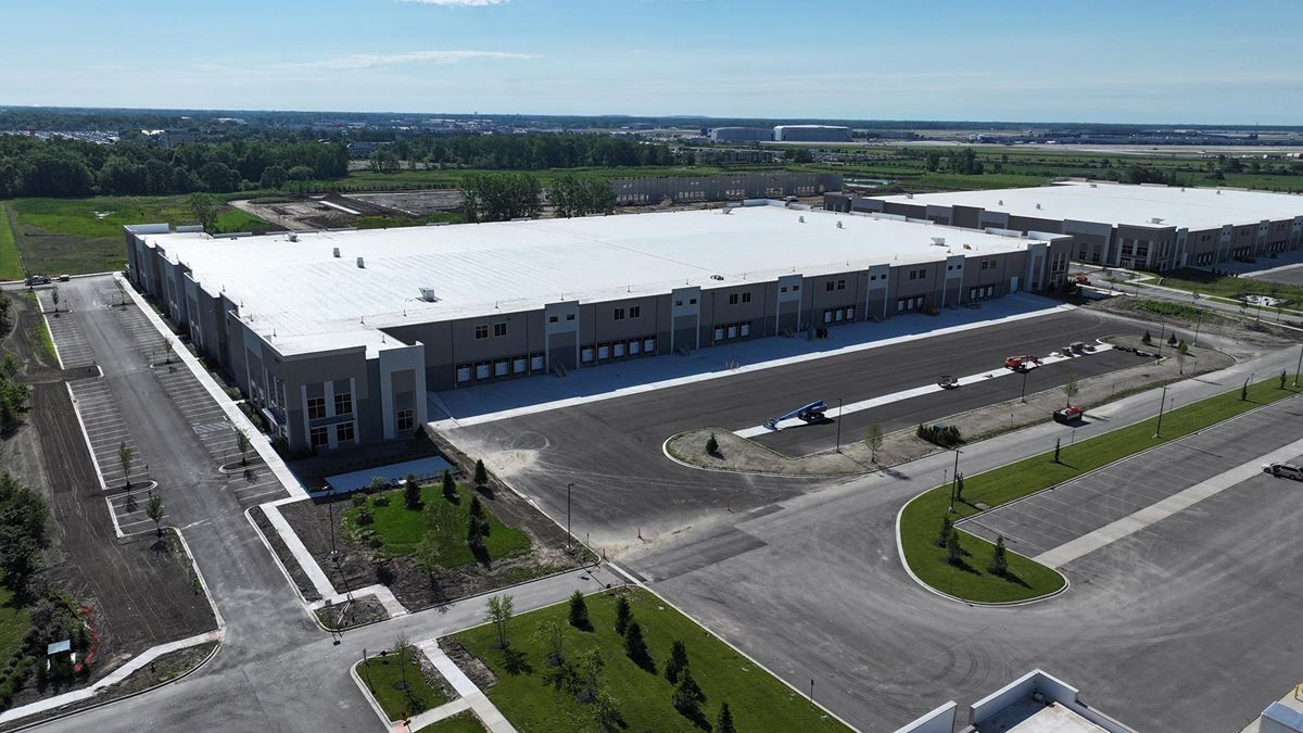 Romulus Trade Center Building 4