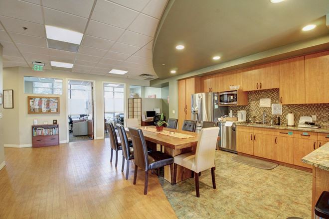 1200 Yarmouth Ave #C-1B