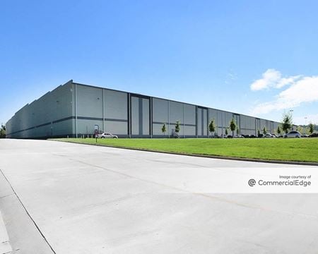 Industrial space for Rent at 6055 South Fulton Pkwy in Atlanta