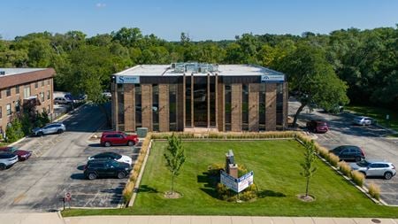Office space for Rent at 240 E Lake St in Addison