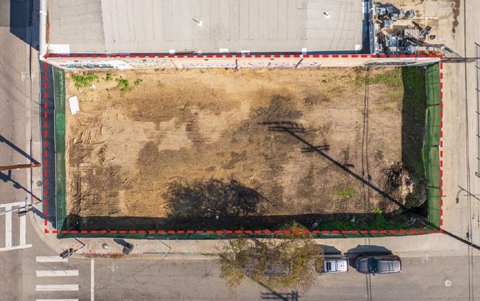 VacantLand space for Sale at 4522 W. Jefferson Boulevard in Los Angeles
