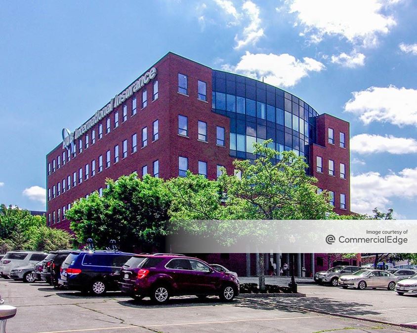 222 Milliken Blvd, Fall River, MA 02721