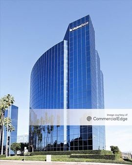 La Jolla Center - 4660 La Jolla Village Drive