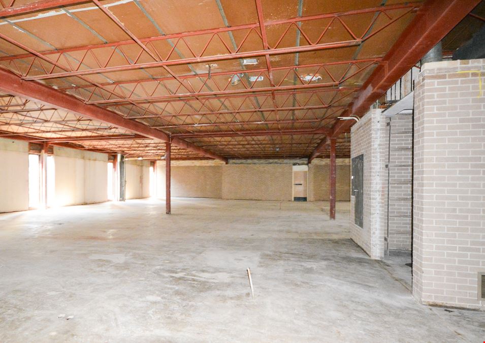 Downtown Office/Retail/Restaurant Location for Lease