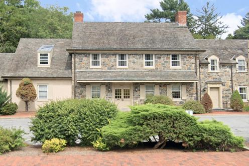 5811 Kennett Pike