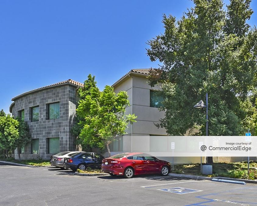 Agoura Gateway