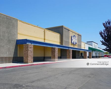 Photo of commercial space at 177 Lewelling Blvd in San Lorenzo