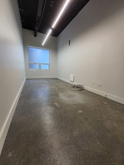 545 Broadway