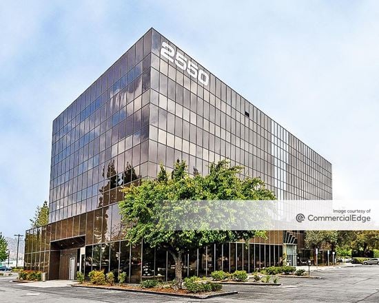 Rent Beverly Hills Office Space at 8500 Wilshire Boulevard