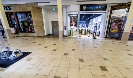 K01      Space Photo Gallery 2