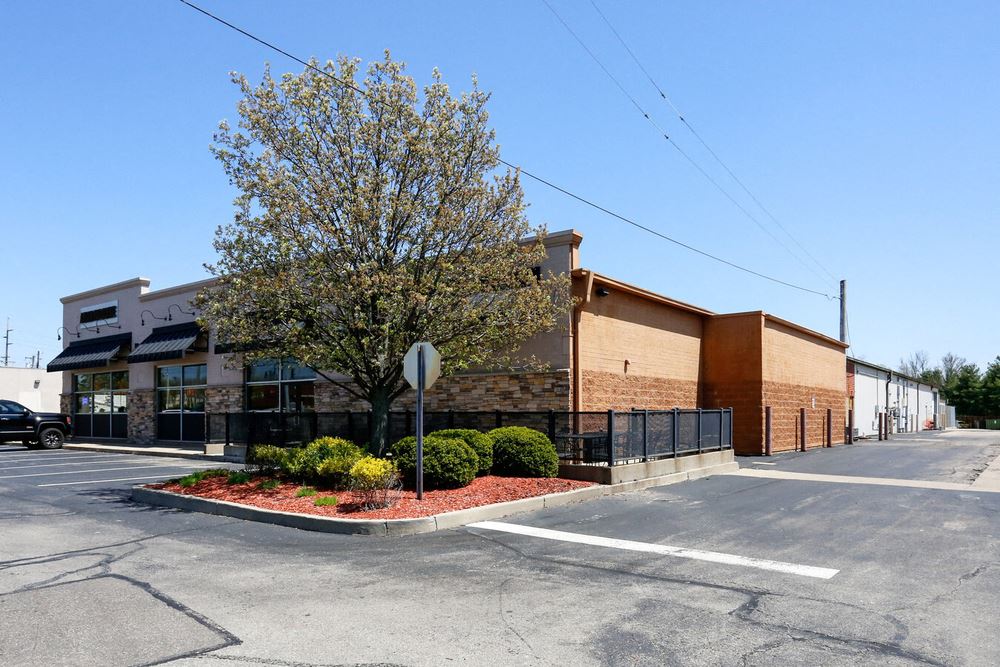 9521 Fields Ertel Road, Cincinnati Retail Space For Lease
