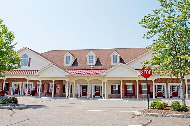 Branchburg Commons