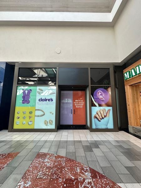 B04      Space Photo Gallery 1