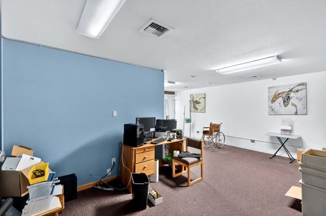 950 W. Ironwood Dr. #4