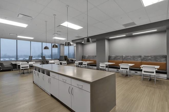 600 Airborne Parkway