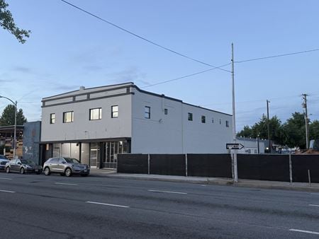 Retail space for Rent at 1261 Market St in Redding