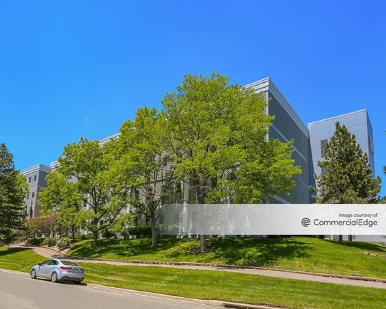 Zang Business Center